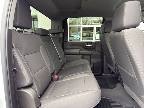 Used 2025 Chevrolet Silverado 2500 Custom w/ Custom Value Package image 15