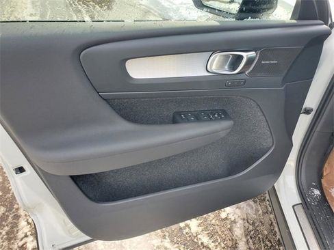 New 2026 Volvo XC40 B5 Ultra w/ Protection Package Premier image 10