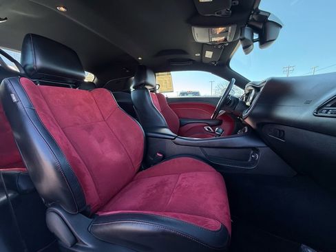 Used 2021 Dodge Challenger R/T w/ Plus Package image 28