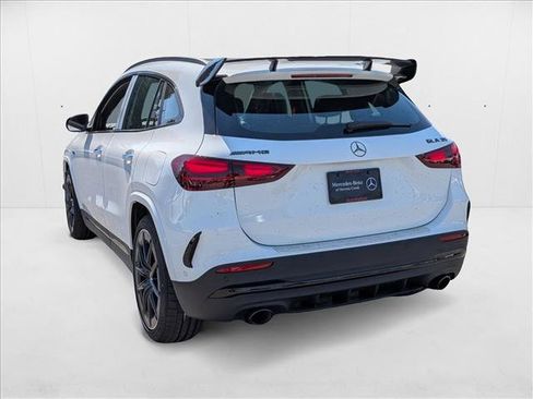 New 2026 Mercedes-Benz GLA 35 AMG 4MATIC image 8