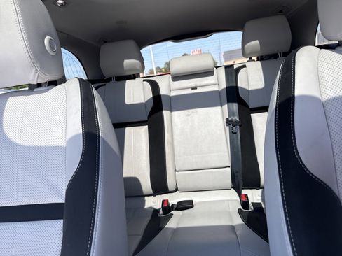 Used 2022 Land Rover Range Rover Velar S AWD/4WD image 25