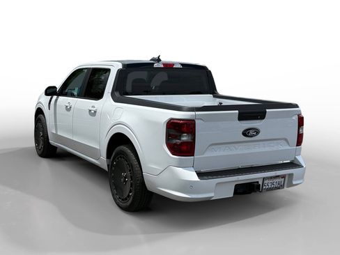 Certified 2025 Ford Maverick Lobo AWD/4WD image 3