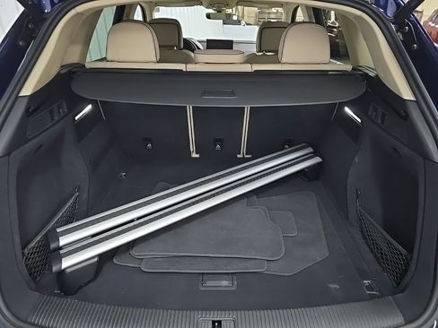 Used 2023 Audi Q5 2.0T Prestige image 12