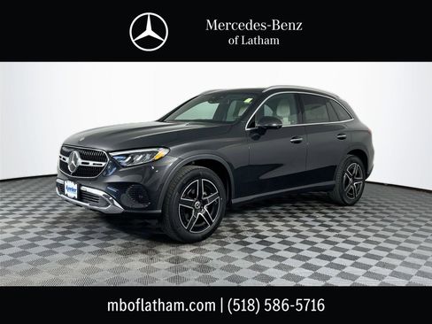Certified 2026 Mercedes-Benz GLC 300 4MATIC image 1