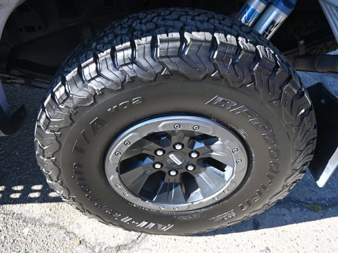 Used 2017 Ford F150 Raptor w/ Equipment Group 802A Luxury AWD/4WD image 27