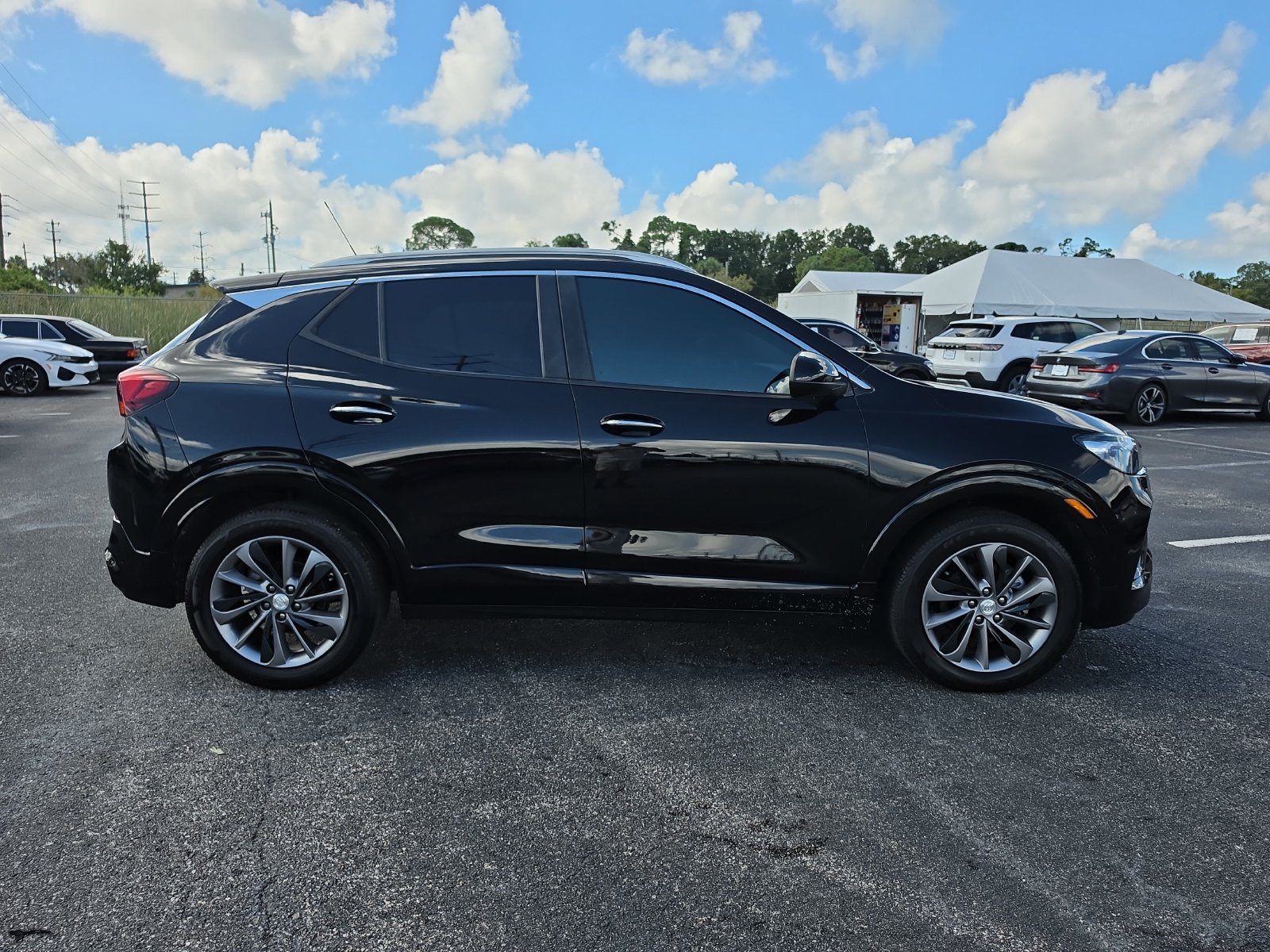 Used 2022 Buick Encore GX Select w/ Experience Buick Package AWD/4WD image 3