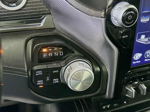 Used 2019 RAM 1500 Limited image 17