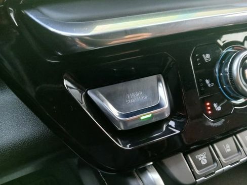 Used 2024 GMC Sierra 2500 Denali Ultimate image 27