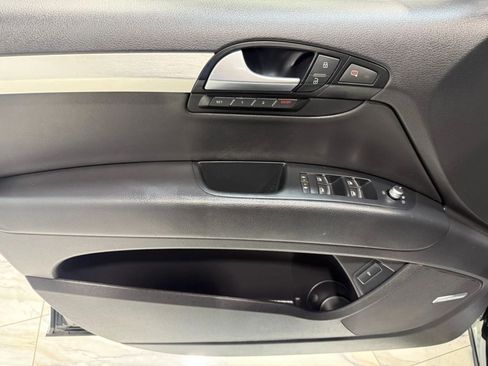 Used 2014 Audi Q7 3.0T S line Prestige w/ S Line Package image 11