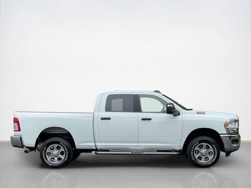 Certified 2024 RAM 2500 Big Horn AWD/4WD image 9