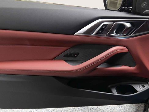 Used 2025 BMW 430i Coupe w/ Convenience Package image 6