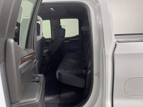 Used 2024 GMC Sierra 1500 Elevation AWD/4WD image 17