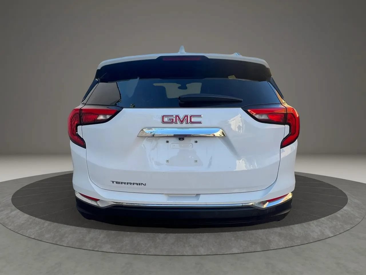 Used 2020 GMC Terrain SLT FWD image 4