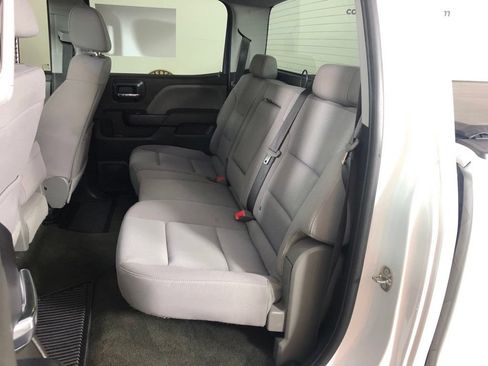 Used 2018 Chevrolet Silverado 1500 Custom w/ Custom Value Package AWD/4WD image 13