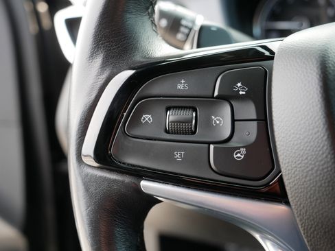 Used 2023 Buick Enclave Essence w/ Experience Buick Package image 28