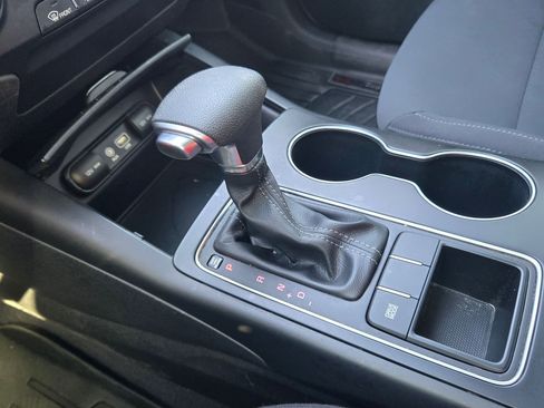 Certified 2019 Kia Sorento LX image 29