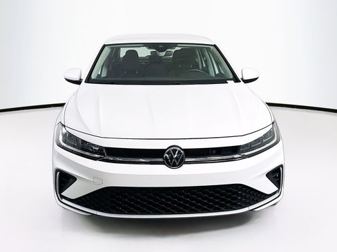 Used 2025 Volkswagen Jetta S FWD image 2