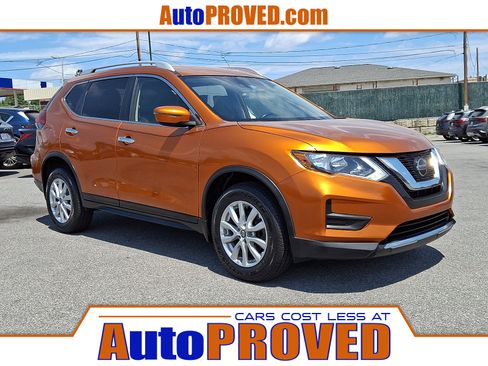 Used 2019 Nissan Rogue SV AWD/4WD image 1