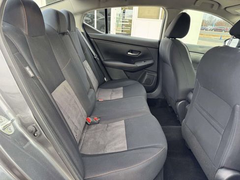 Used 2020 Nissan Sentra SR image 11