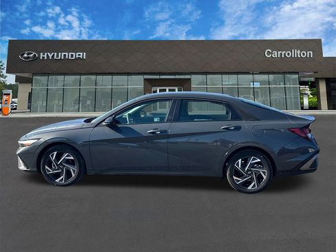 New 2025 Hyundai Elantra Sport image 8