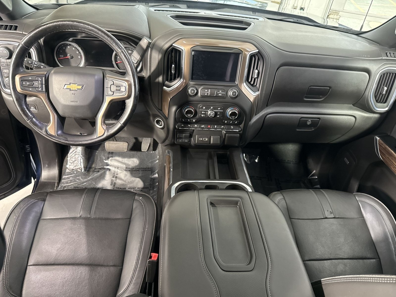 Used 2020 Chevrolet Silverado 1500 High Country w/ Technology Package AWD/4WD image 24