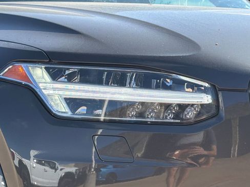 Used 2024 Volvo XC90 B6 Plus w/ Protection Package Premier image 4