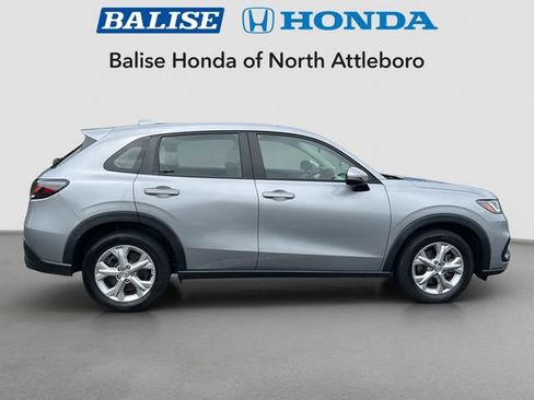 Used 2023 Honda HR-V LX image 6