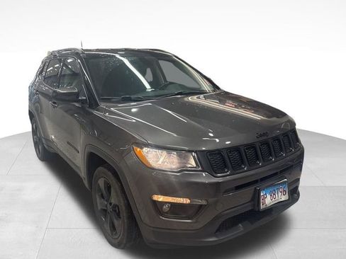 Used 2019 Jeep Compass Altitude image 1