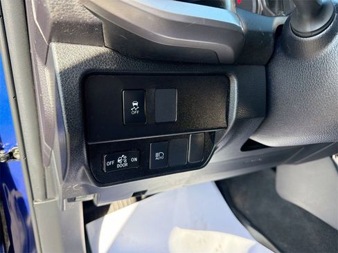 Used 2022 Toyota Tacoma SR5 image 20