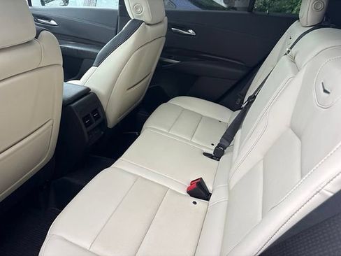 Used 2023 Cadillac XT4 Sport FWD image 16