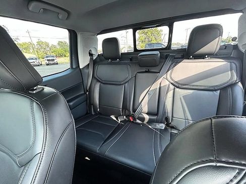 Used 2024 Ford Maverick Lariat w/ Black Appearance Package AWD/4WD image 15