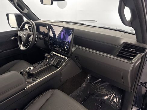 Used 2024 Lexus GX 550 image 28