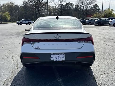 New 2026 Hyundai Elantra SEL Sport image 6