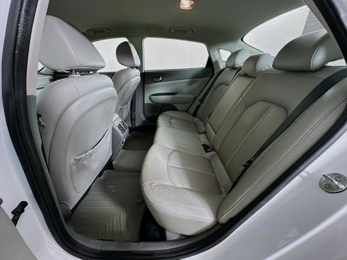 Used 2018 Kia Optima EX image 27