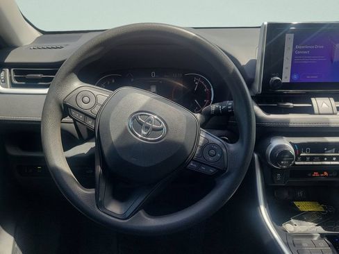 Used 2023 Toyota RAV4 XLE w/ Convenience Package FWD image 12