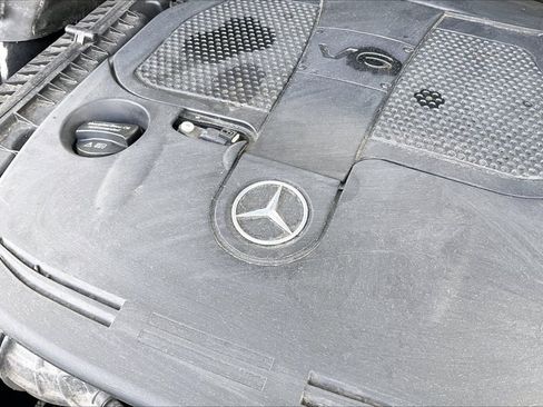 Used 2018 Mercedes-Benz GLE 350 w/ Premium 1 Package image 32