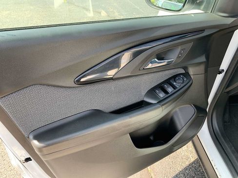 Certified 2023 Chevrolet TrailBlazer LT FWD image 20