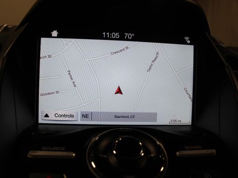 Used 2019 Ford Escape Titanium image 10