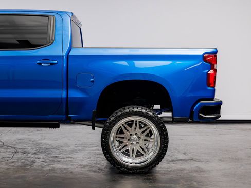 Used 2023 Chevrolet Silverado 1500 RST AWD/4WD image 16