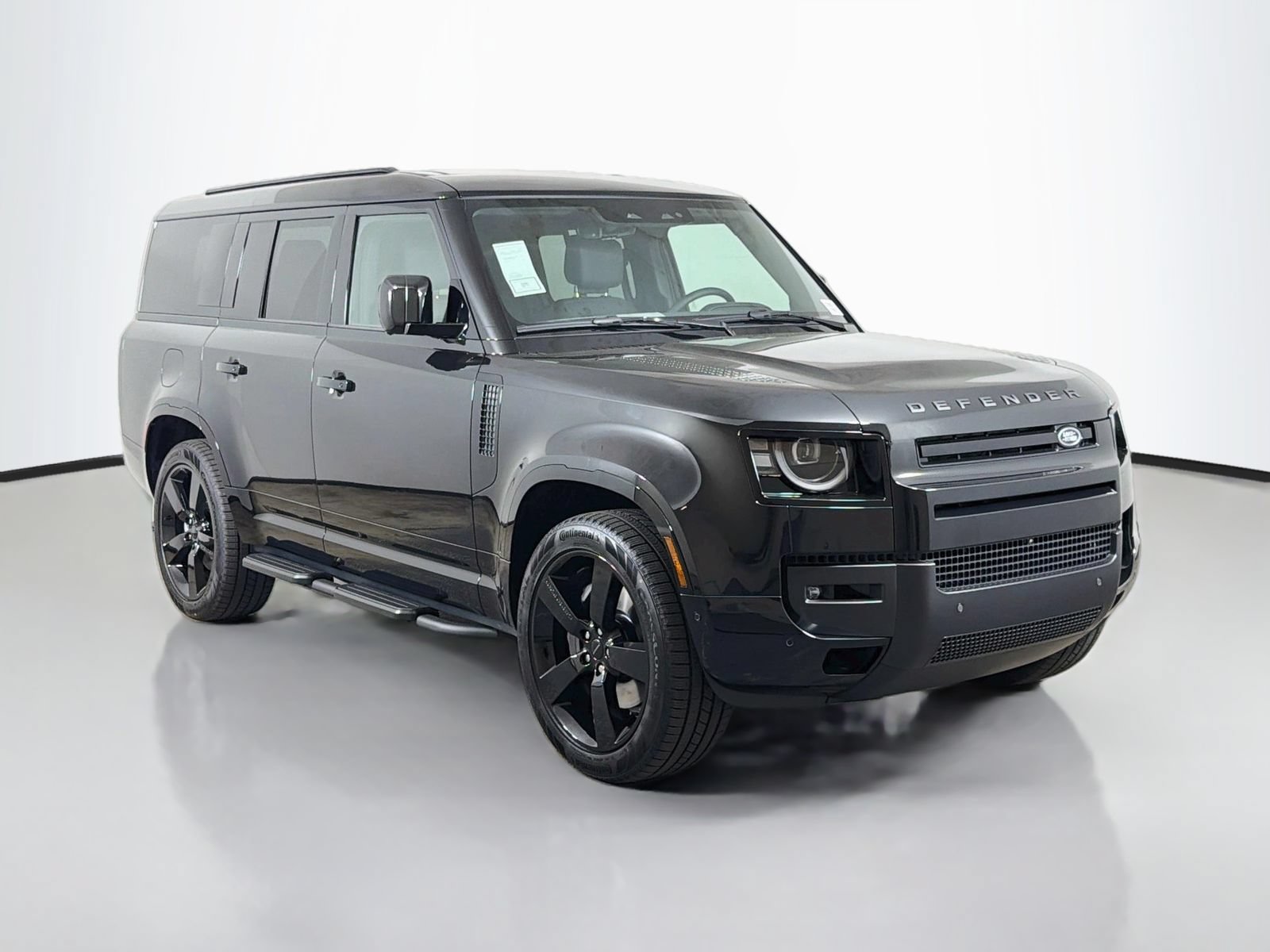New 2026 Land Rover Defender 130 X-Dynamic SE AWD/4WD image 7