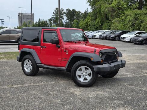 Used 2015 Jeep Wrangler Sport w/ Quick Order Package 24S AWD/4WD image 2
