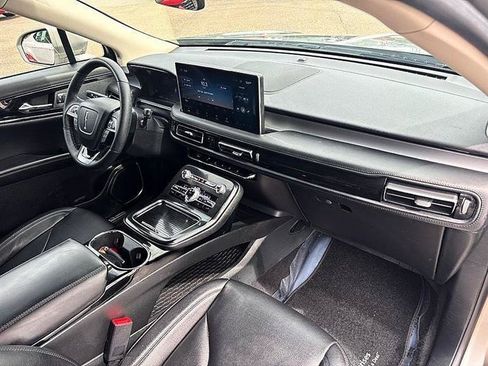 Used 2023 Lincoln Nautilus FWD image 37