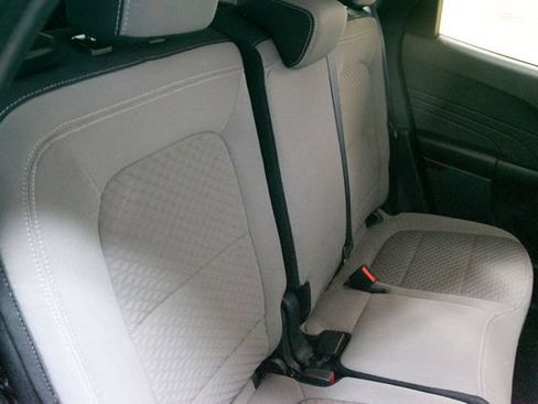 Used 2022 Ford Escape SE AWD/4WD image 9