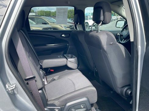 Used 2016 Dodge Journey SE FWD image 25