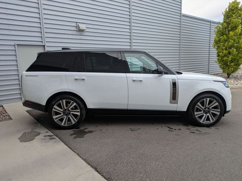 New 2025 Land Rover Range Rover SV AWD/4WD image 6