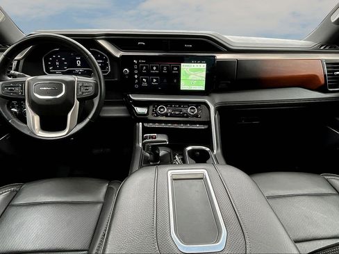 Used 2022 GMC Sierra 1500 Denali w/ Denali Reserve Package AWD/4WD image 8