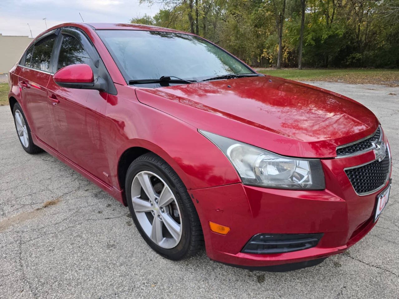 Used 2013 Chevrolet Cruze LT w/ RS Package FWD image 3
