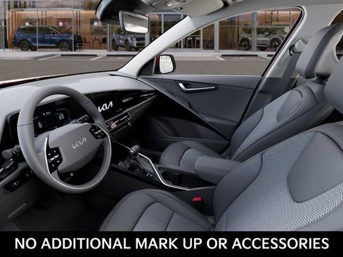 New 2026 Kia Niro EX FWD image 17