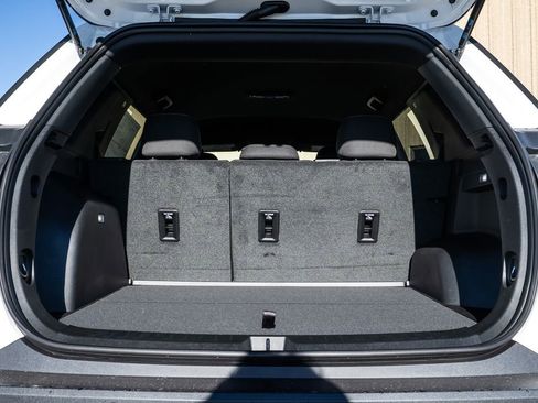 New 2026 Chevrolet Equinox LT image 31