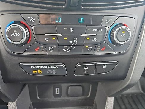 Used 2019 Ford Escape SEL image 20